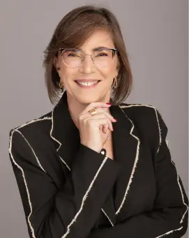 Retrato profissional de Mírian Guimarães